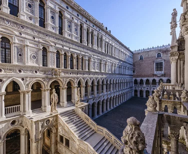 The courtyard of Doge’s Palace
